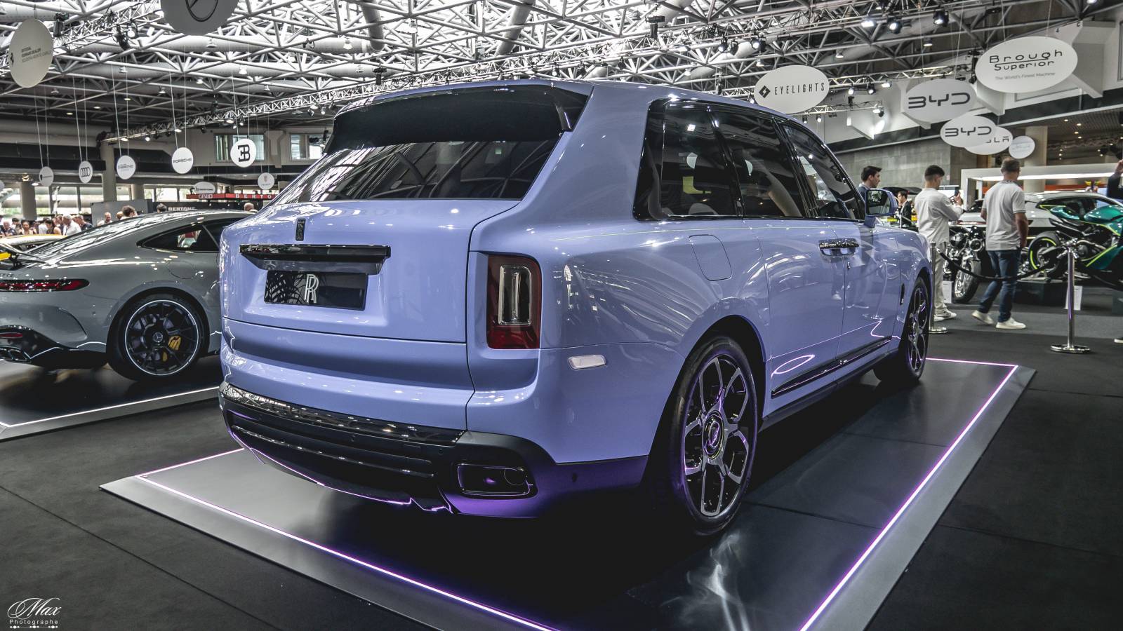 plateforme lumineuse pour voiture 