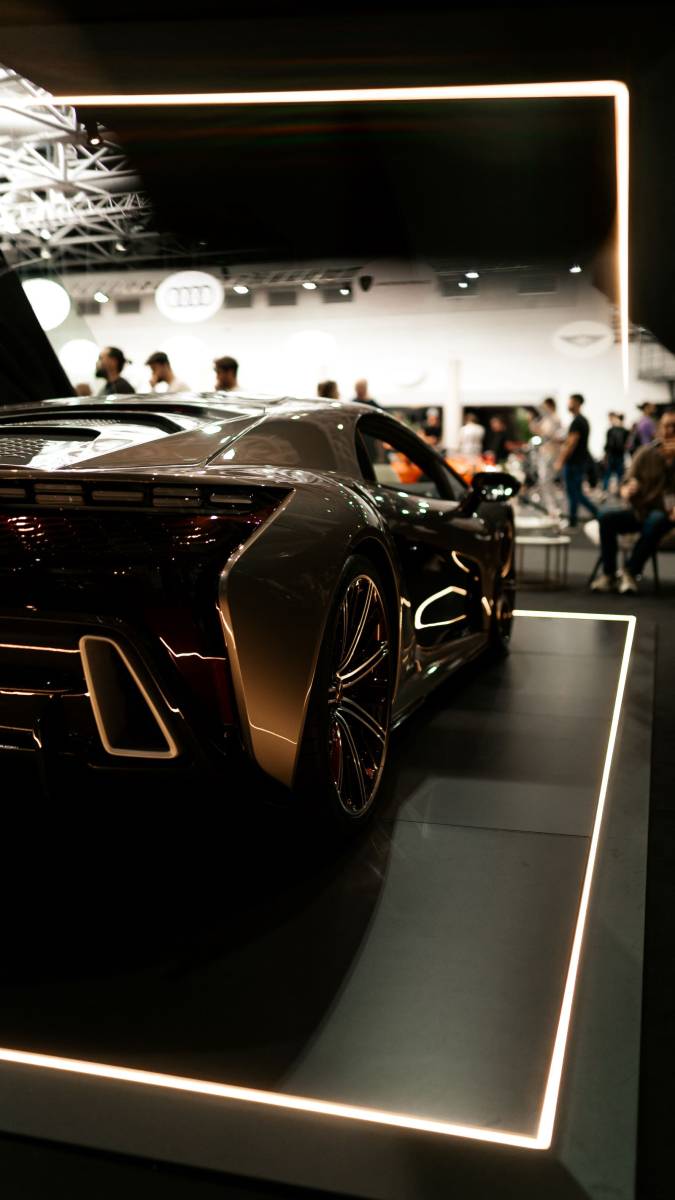 Plateforme illuminée / Top marques monaco 