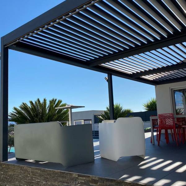 Pergola bioclimatique Niort sur mesure 
