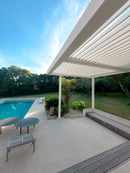 pergola bioclimatique en alu niort