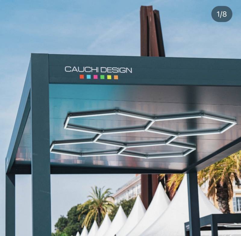 Nos Carports avec éclairage Hexagonal à Niort.