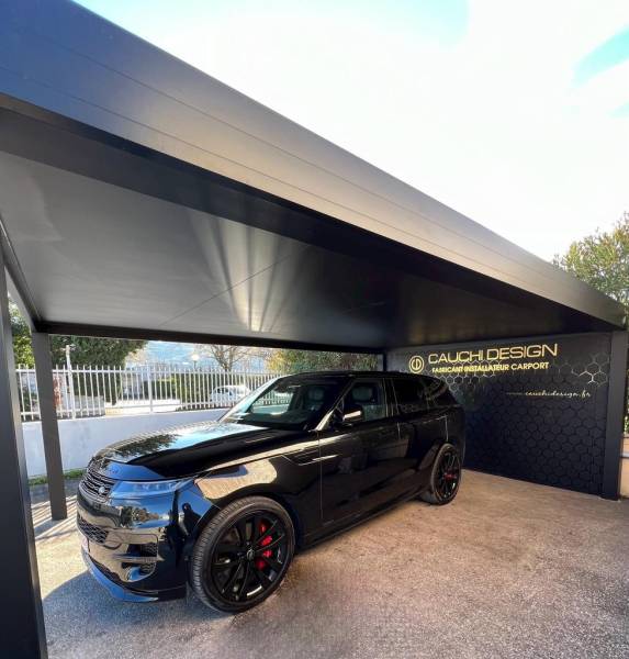Immergez-vous dans l'élégance de notre nouvelle création entièrement noire pour vos abris de véhicules en aluminium Reduxa à Thouars.