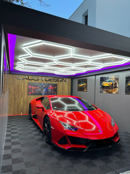 Familiarisez-vous avec les choix multiples d'accessoires pour les abris de vos voitures en aluminium, notamment les options d'éclairage à Bressuire.